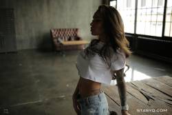 Megan Q Set 327 x34 5760px g6w62bx43y