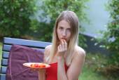 53X @RT - Dominica - Snack With Me z6w6j98zg6