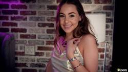 Naomi Blue Naomi 1st scene - 131x 5120x2880 a6w8gn7rf3