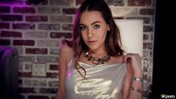 Naomi Blue Naomi 1st scene - 131x 5120x2880 e6w8gn55sf