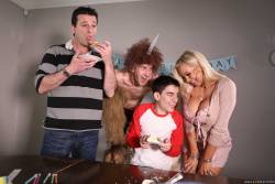 Rebecca More Meeting His Horny Monster A XXX Parody - 380x 26w99nwe74