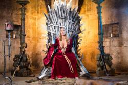  Rebecca More Ella Hughes Queen Of Thrones - 877xx6wjg7m1qb.jpg