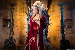  Rebecca More Ella Hughes Queen Of Thrones - 877x-p6wjg4u0ef.jpg