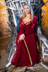  Rebecca More Ella Hughes Queen Of Thrones - 877x-y6wjg7hq6f.jpg