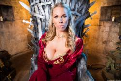  Rebecca More Ella Hughes Queen Of Thrones - 877x-o6wjg7fk0s.jpg