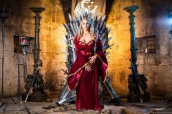  Rebecca More Ella Hughes Queen Of Thrones - 877x-t6wjg4nsxp.jpg
