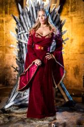  Rebecca More Ella Hughes Queen Of Thrones - 877x-o6wjg365t2.jpg