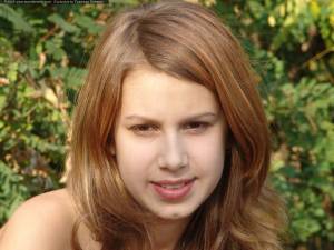 Teen Model Emily 1 l6wp10vfwv