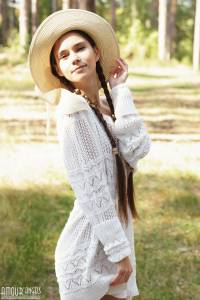 Leona Mia, 18 year old s6wpwohim3