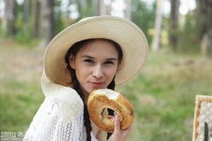 Leona Mia, 18 year old g6wpwnx24r