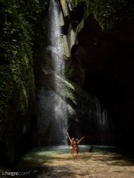 Clover and Putri Bali Waterfall - 59 pictures - 14204px -x6wqwdhzs7.jpg
