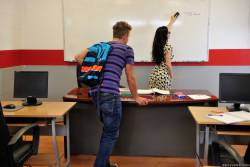 Teacher Needs It Now Teacher Needs It Now  [x602] 06wso1blp0