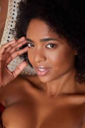 Loretta A Fericire - 123x - 4400px j6wtxsgyk3