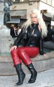 Boots fontain free video jpg p6wvmruc4t