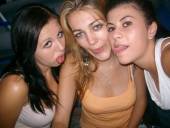 18 TEENYS red t images j6wvpejckk