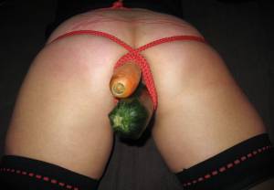 pussy vegetable insertion h6ww35flbx
