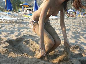 Beachy teen tits brunette [x52] f6ww1f717b