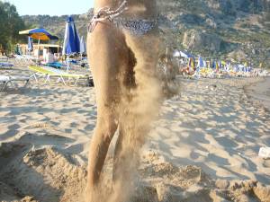 Beachy teen tits brunette [x52] 26ww1f80zw