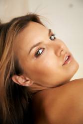 Carina A Bronzea 26wx4v87tp