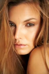 Carina A Bronzea x6wx5fj1wq
