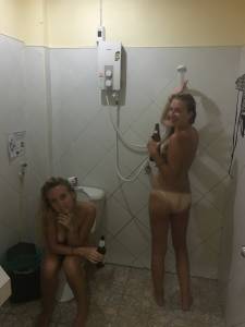 SPA Sluts [x75] r6wxmeqrw4