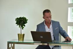 Gianna Dior Midnight Stepdaughter Muff (x166) 1080x1620 b6xa5hl5rb