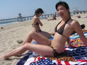 Facebook Friends Bikini  Collection l6xc2g33iq