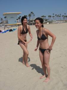 Facebook Friends Bikini  Collection d6xc2g7xnl