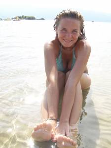 Facebook Friends Bikini  Collection r6xc2gaikl