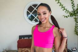 Alexis Tae Lana Mars Blind Luck - 204x e6xe37tiym