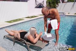 Ashley Barbie Fucks The Help - 443x 56xesewn7o