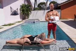 Ashley Barbie Fucks The Help - 443x s6xeseoile