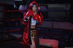 Sloan Harper Boxing Babe 368x 2495x1663 j6xgtjte1d