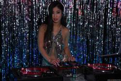 Jade Kush The DJ is DTF 387x 2495x1663 s6xgqplrpl