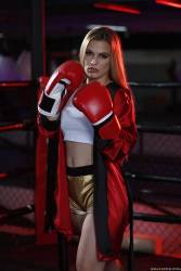 Sloan Harper Boxing Babe 368x 2495x1663 o6xgtjme5m