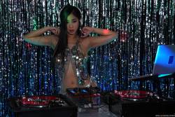 Jade Kush The DJ is DTF 387x 2495x1663 l6xgqposp2