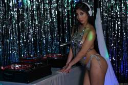 Jade Kush The DJ is DTF 387x 2495x1663 36xgqpalrc