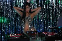 Jade Kush The DJ is DTF 387x 2495x1663 b6xgqpn32i