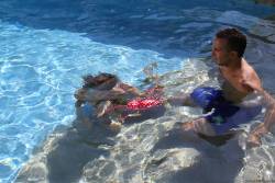 Tanner Mayes Poolside Slut, 1663x2495 px 421 pics w6xguegw4a