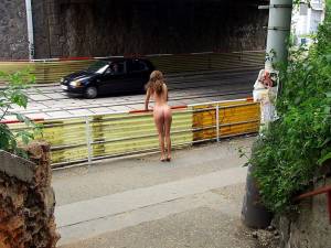 Sarka nude in public-g6xfgmm1fo.jpg