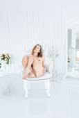 M3T@RT - Gracie - Velvet Throne l6xg9b5pgk