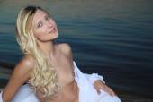 Night on the Beach with Lisa Dawn n6xh076yn4