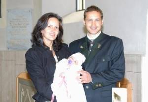 Austrian Girlfriend (74 foto) s6xhhr77xz