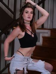 Kat Monroe Empowering Facial - 1920px - 173X 26xi3o97zf