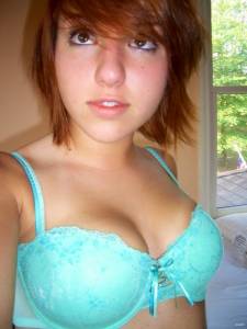 Green Bikini Comes Off x22 46x004mj45