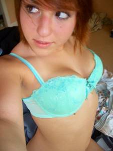 Green Bikini Comes Off x22 66x004kmwk