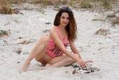 On The Coast with Melissa Maz v6x0ltuku5