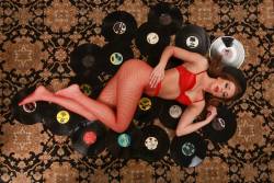 Tiffany Watson Vinyl Vixen 228x 5616x3744  w6x375hgru