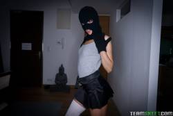 Anainda Hastar Breaking And Entering Her Pussy  900 px 156 pics e6x466putu