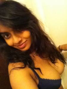 A Self Shooter (55 Pics) 16x5d7iya3
